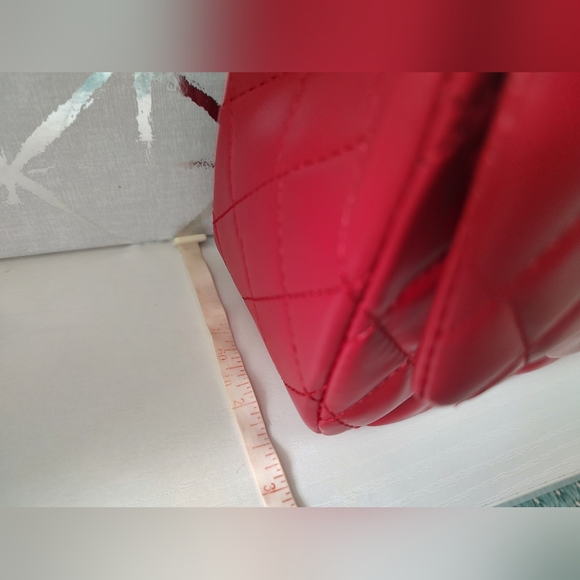 ♥️ Quilted Chain Shoulder Bag - Picture 4 of 4